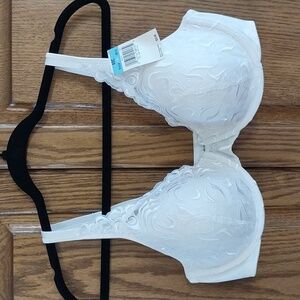 Playtex‎ Secrets Bra NWT 40C Style 4513 Underwire White Embroidery Support